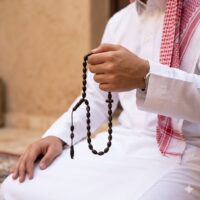 سبحة حجر يسر طبيعي فاخر 33 خرز